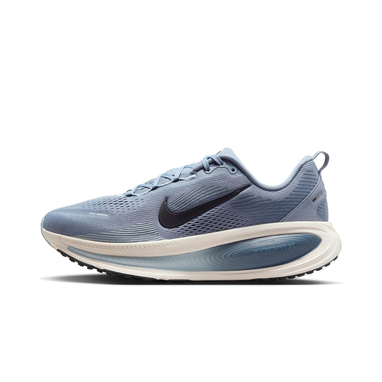 NIKE VOMERO 18